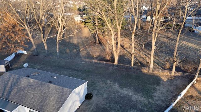 8 Archers Court, St Peters, MO 63376