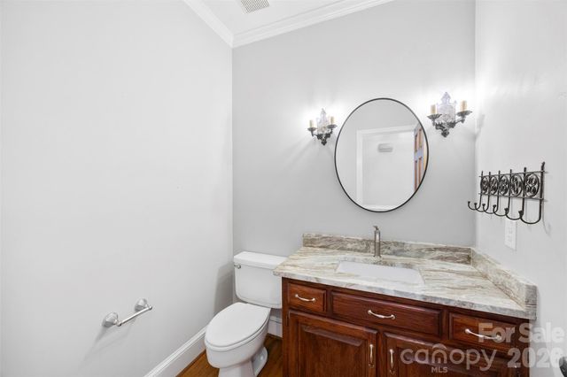 625 Greenbrook Parkway, Matthews, NC 28104