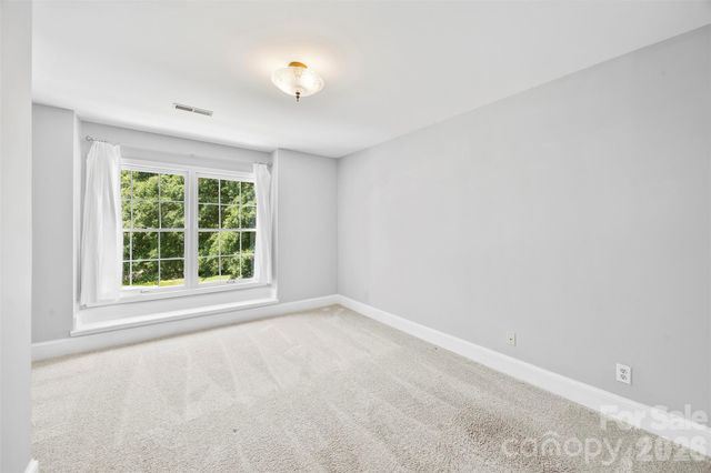 625 Greenbrook Parkway, Matthews, NC 28104