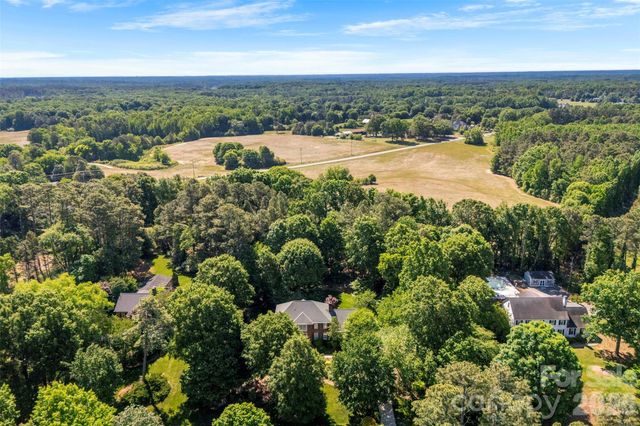 625 Greenbrook Parkway, Matthews, NC 28104