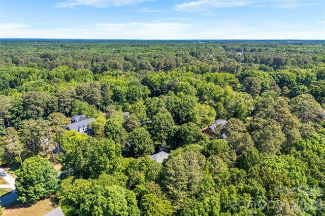625 Greenbrook Parkway, Matthews, NC 28104
