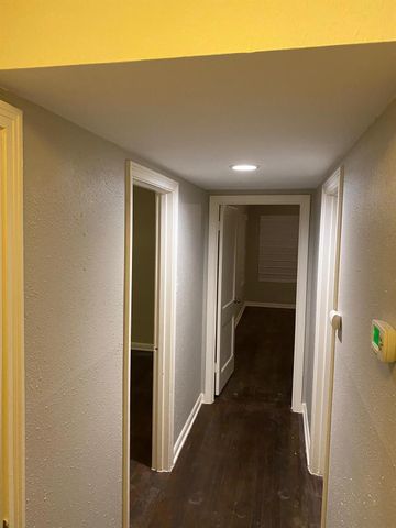 3502 Rosedale Street B, Houston, TX 77004