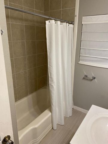 3502 Rosedale Street B, Houston, TX 77004