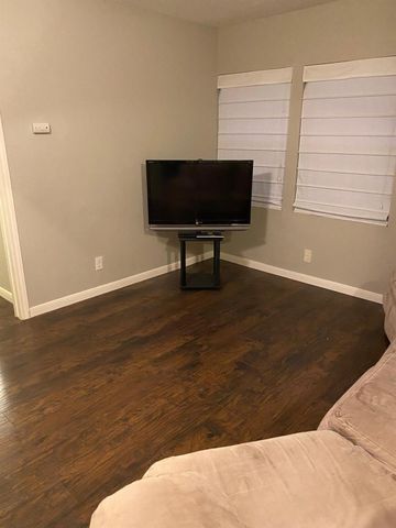 3502 Rosedale Street B, Houston, TX 77004