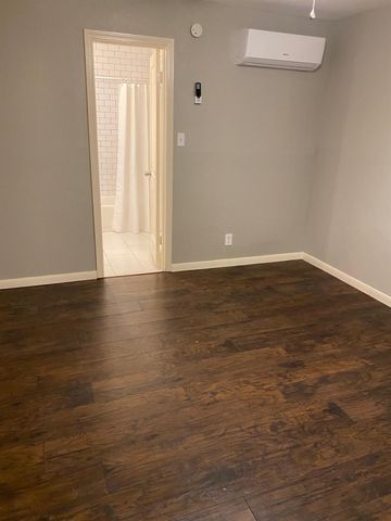 3502 Rosedale Street B, Houston, TX 77004