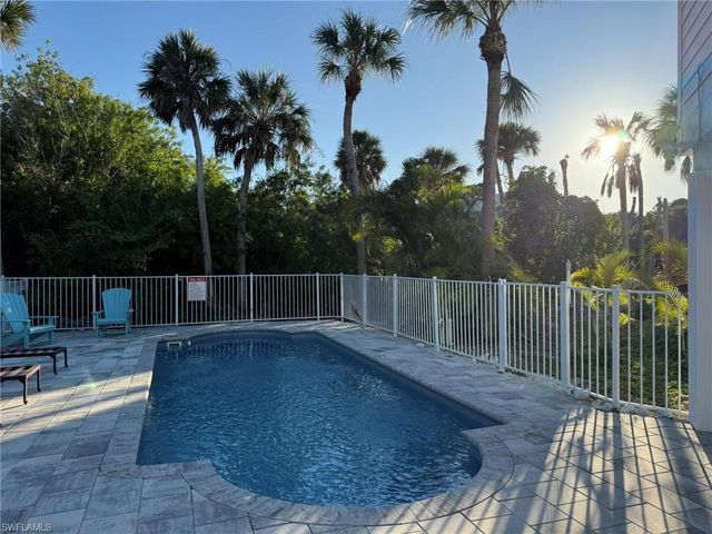 4511 Bartlett PKWY, Captiva, FL 33924