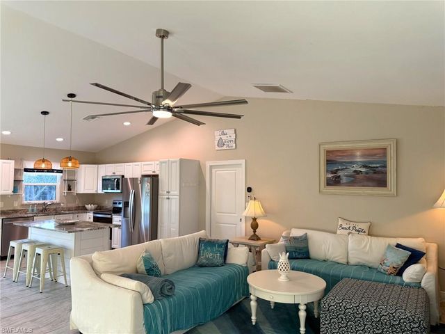 4511 Bartlett PKWY, Captiva, FL 33924