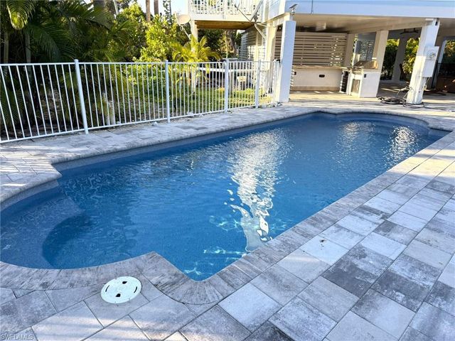 4511 Bartlett PKWY, Captiva, FL 33924