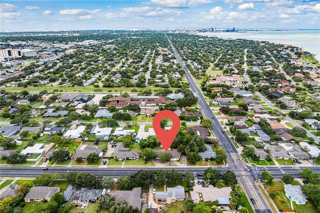 310 Doddridge St, Corpus Christi, TX 78411