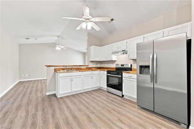 3 Franklinwood Drive, Greensboro, NC 27401