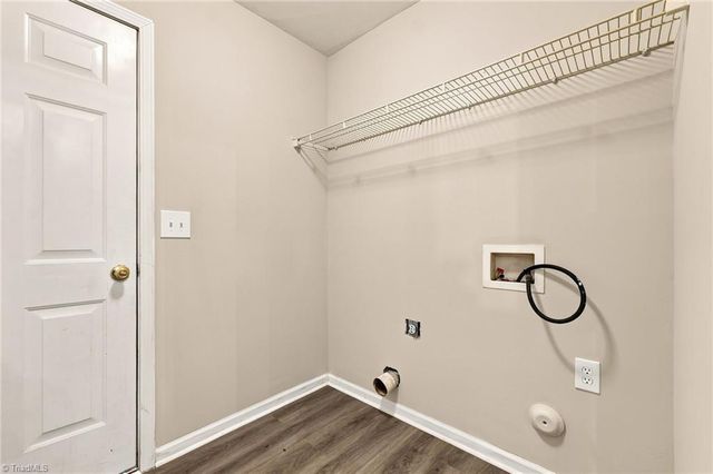 3 Franklinwood Drive, Greensboro, NC 27401