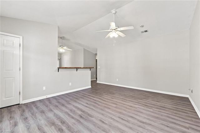 3 Franklinwood Drive, Greensboro, NC 27401