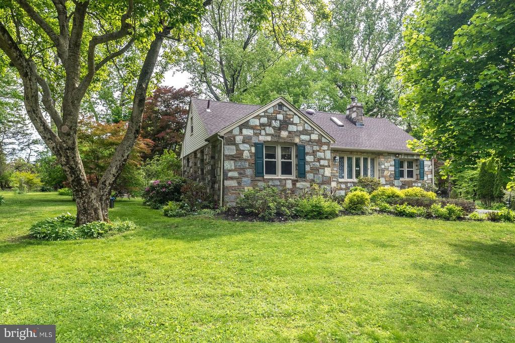 534 PINNEY RD, Huntingdon Valley, PA 19006