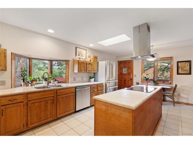 1400 Catamaran Ln, Monument, CO 80132