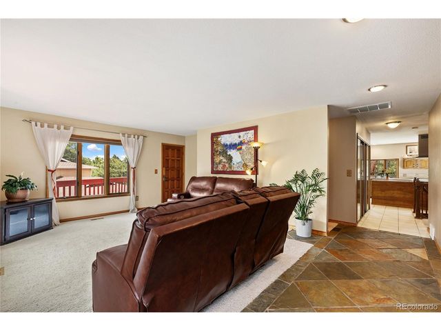 1400 Catamaran Ln, Monument, CO 80132