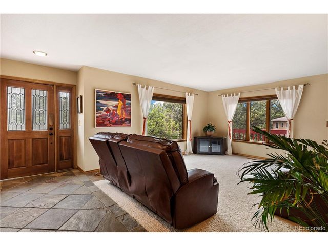 1400 Catamaran Ln, Monument, CO 80132