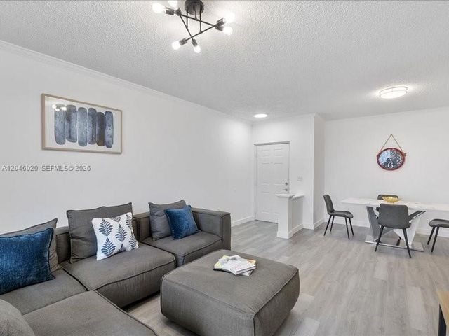 17100 N Bay Road 1717, Sunny Isles Beach, FL 33160