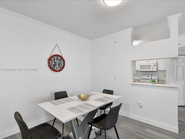 17100 N Bay Road 1717, Sunny Isles Beach, FL 33160
