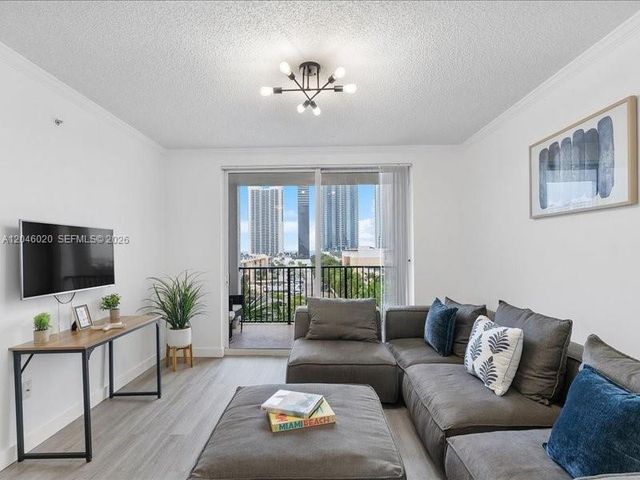 17100 N Bay Road 1717, Sunny Isles Beach, FL 33160