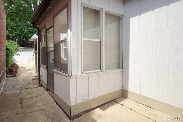 2619 Michigan Avenue, St Louis, MO 63118