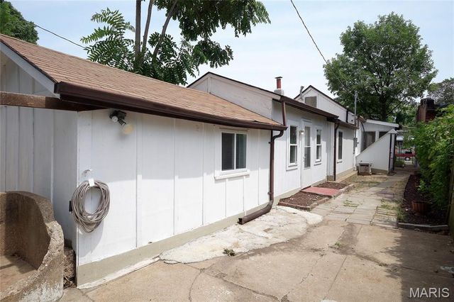 2619 Michigan Avenue, St Louis, MO 63118