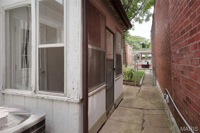 2619 Michigan Avenue, St Louis, MO 63118