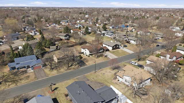 8309 Penn Avenue N, Brooklyn Park, MN 55444