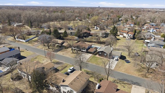 8309 Penn Avenue N, Brooklyn Park, MN 55444