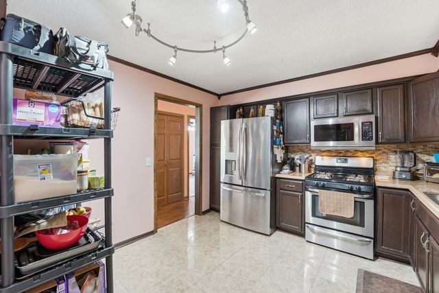 8309 Penn Avenue N, Brooklyn Park, MN 55444