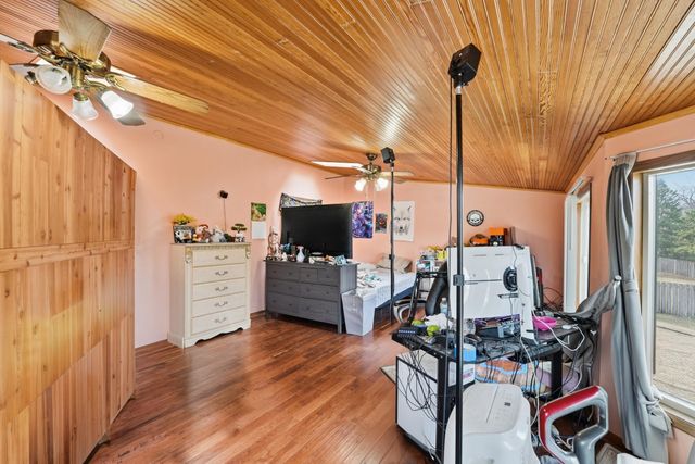 8309 Penn Avenue N, Brooklyn Park, MN 55444