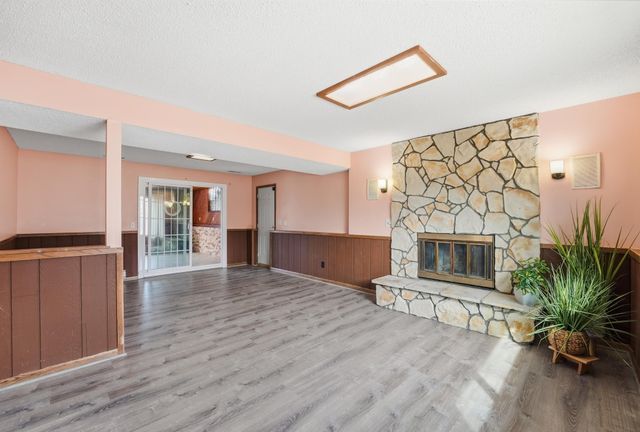 8309 Penn Avenue N, Brooklyn Park, MN 55444