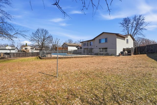 8309 Penn Avenue N, Brooklyn Park, MN 55444