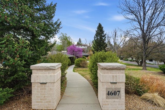 4607 W Wagon Trail Road, Littleton, CO 80123