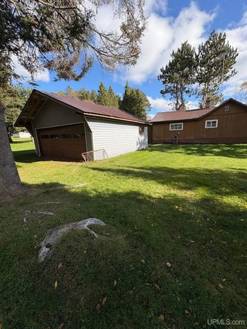 1680 W Franklin Street, Iron River, MI 49935