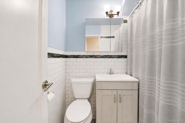 4525 Henry Hudson Parkway B1212, Bronx, NY 10471