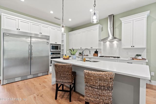 1021 6TH Avenue N, Jacksonville Beach, FL 32250