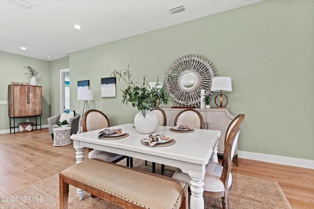 1021 6TH Avenue N, Jacksonville Beach, FL 32250