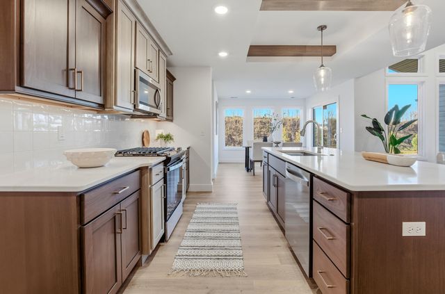 4508 ROYAL COUNTY RD, Columbia, MO 65201