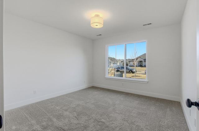 4508 ROYAL COUNTY RD, Columbia, MO 65201