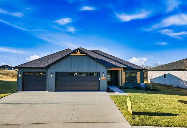 4508 ROYAL COUNTY RD, Columbia, MO 65201