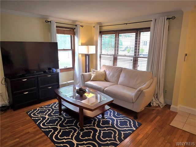 160 Walnut St Street, Buffalo, NY 14204