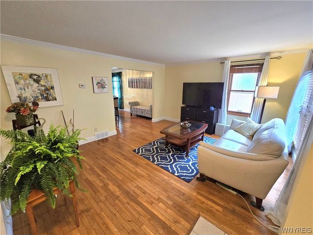 160 Walnut St Street, Buffalo, NY 14204