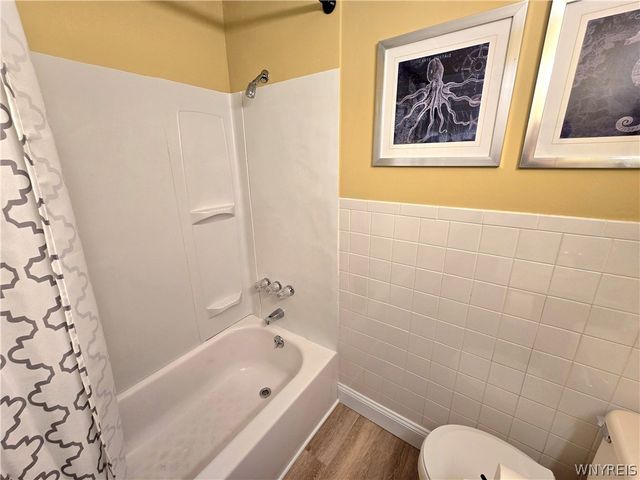 160 Walnut St Street, Buffalo, NY 14204