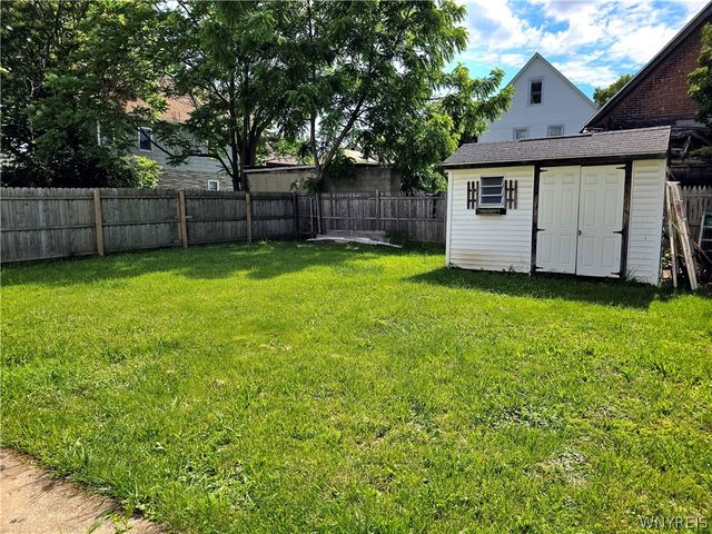 160 Walnut St Street, Buffalo, NY 14204