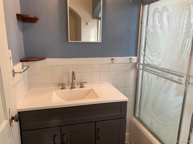 135 Cleveland Avenue, Loveland, CO 80537