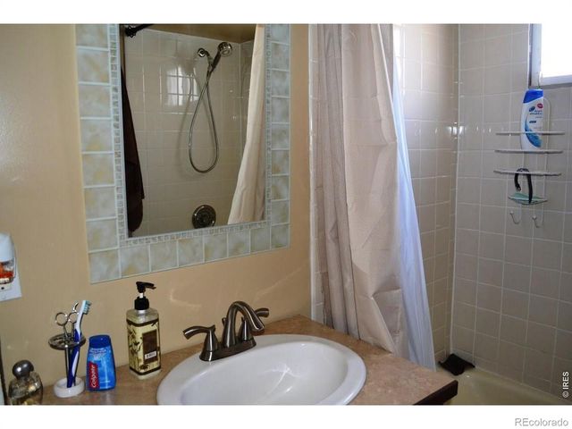 135 Cleveland Avenue, Loveland, CO 80537