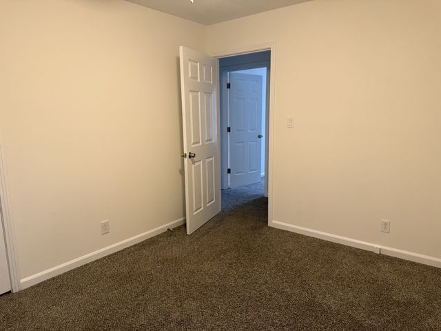 3446 Arvin Dr, Clarksville, TN 37042