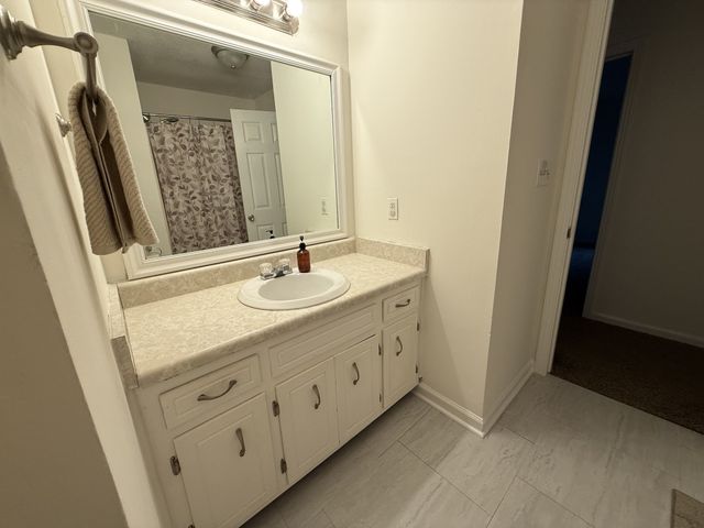 3446 Arvin Dr, Clarksville, TN 37042
