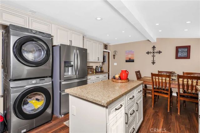 815 E Magnolia, Burbank, CA 91501