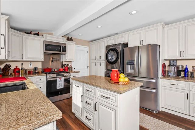 815 E Magnolia, Burbank, CA 91501